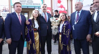 Bakan Tekin: Herkesi kucaklayan bir olgunluğu kazandırdık