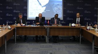 Somali'den sandık vurgusu: 'Savaş değil, demokrasi'