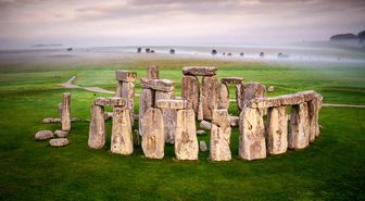 Stonehenge'den 500 yıl daha eski: İki ahşap direkli güneş tapınağı keşfedildi
