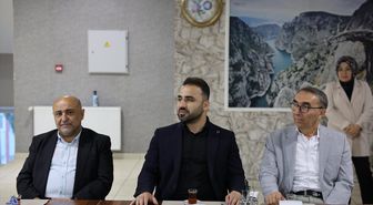 Vezirköprü Belediyesinden emekli olan personele veda programı