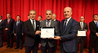 YÖK'ten Sakarya Üniversitesi'ne 'Spor Dostu Kampüs' ödülü