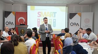 Adıyaman'da öğretmenlere yapay zeka destekli proje yazma eğitimi verildi
