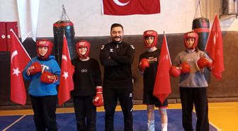 Arpalı'dan 4 sporcu Türkiye Boks Şampiyonası finallerine katılacak
