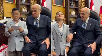 Bahçeli de şaşkın! Önce şiir okudu sonra ulumaya başladı