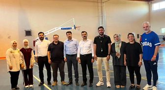 Dicle'de kurumlar arası voleybol turnuvası sona erdi