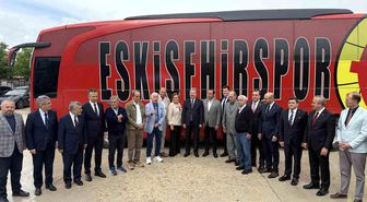Eskişehir'de Fethi Heper Spor Ortaokulu düzenlenen törenle hizmete açıldı