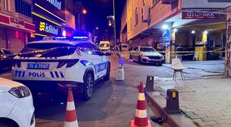 Eyüpsultan'da motosikletli şüphelilerden silahlı saldırı: 1 yaralı