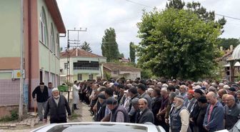 İş kazasında hayatını kaybeden genç işçi son yolculuğuna uğurlandı