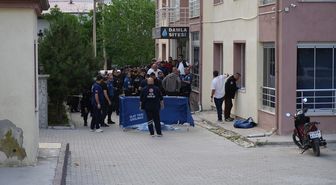 Niğde'de apartmanın 10'ncu katından düşen genç hayatını kaybetti