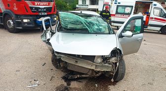 Ordu'da iki otomobilin çarpıştığı kazada 5 kişi yaralandı