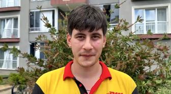 Yağmur suyu borusuna sıkışan yavru kedi uzun uğraşlar sonrasında kurtarıldı