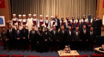 Akyurt'ta hafızlık eğitimini tamamlayan 13 öğrenci icazet aldı