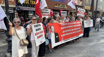 Cumhuriyet Kadınları Derneği üyelerinden Almanya'daki Atatürk temalı operaya tepki
