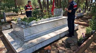 Manisa'da Jandarmadan Şehit Ailelerine Anlamlı Ziyaret