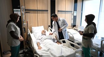 Kırgızistanlı pankreas hastası, Türkiye'de geçirdiği ameliyatla sağlığına kavuştu