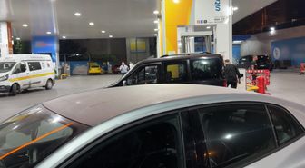 Eyüpsultan'da akaryakıt istasyonunda silahlı saldırı: 3 yaralı