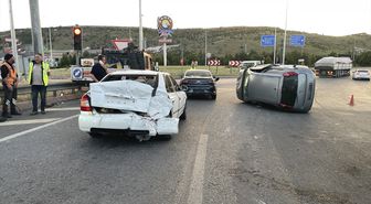 Kayseri'de 4 aracın karıştığı zincirleme trafik kazasında 4 kişi yaralandı