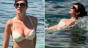 Melis Sezen tatilde! Bikinili pozlarına yorum yağdı