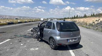 Niğde-Kayseri yolunda trafik kazası: 4 yaralı