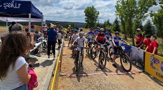 Pedal sporcuları Eskişehir'de podyum için yarıştı