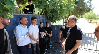 Şırnak'ta polis ekipleri AYT'ye geç kalan 12 öğrenciyi okullara yetiştirdi