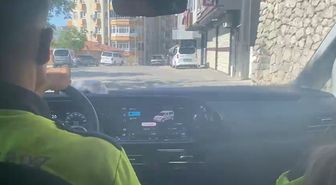 Şırnak'ta YKS'ye geç kalan 12 öğrenciyi polis yetiştirdi