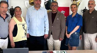 Adana Demirspor'a yerel basından 100 bin liralık destek
