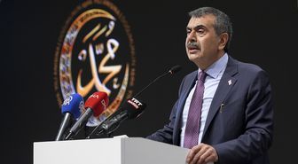 Bakan Tekin: MEBİ ile yapay zeka destekli eğitim sürecini başlattık
