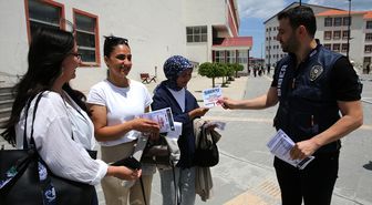 Bitlis'te çocuklar ve gençler siber risklere karşı bilinçlendiriliyor