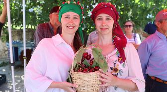 Edirne'den Avrupa'ya ihraç edilen 'Çeribaşı' kirazının hasadı başladı