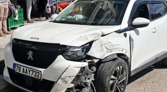 Karabük'te iki cipin çarpıştığı kazada 3 kişi yaralandı