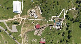 Karabük'teki antik kentte 1750 yıllık pitos mezar bulundu