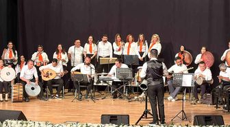 Kayseri'de talasemi hastaları ve aileler konserde moral buldu
