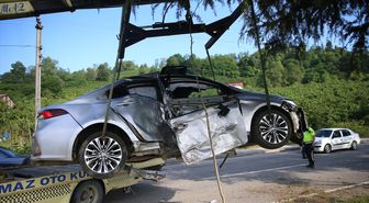 Ordu'da ağaca çarpan otomobildeki 4 kişi yaralandı