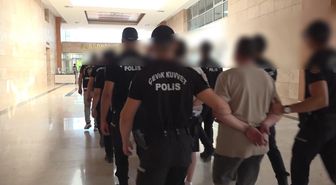 Avrupa ülkelerini hedef alan dolandırıcılık şebekesine operasyon: 5 tutuklama