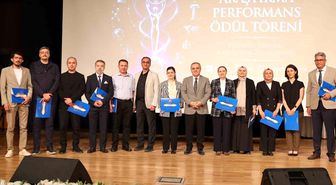 ERÜ'de '2025 Yılı Araştırma Performans Ödül Töreni' düzenlendi