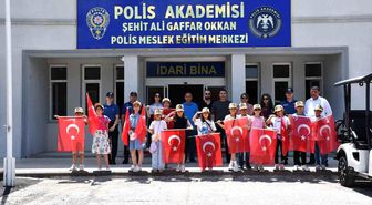 Diyarbakır'da 'Gaffar Amcayla El Ele' Projesi: Çocuklar Polislikle Buluşuyor