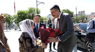 İçişleri Bakan Yardımcısı Ali Çelik Kütahya'da temaslarda bulundu