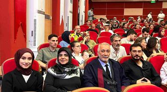 Karabük Üniversitesi'nde örnek başarı hikayesi: Baba ve kızı aynı gün diploma aldı