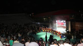 Kilis'te öğretmenlerden oluşan 'maarif korosu' müzikseverlerle buluştu