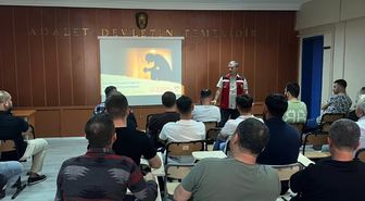 Kırklareli'nde yükümlülere bağımlılıkla mücadele eğitimi verildi