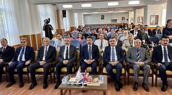 Kırşehir'de 'Erol Güngör-Peyami Safa Öğretmen Okumaları' programı düzenlendi