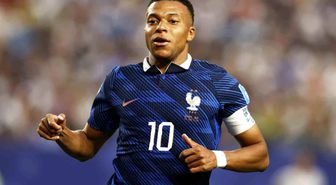 Mbappe ve Haaland golleriyle, ülkelerini son 32 turuna taşıdı