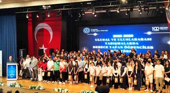 Mollabey Ortaokulu öğrencilerine Türkiye dereceleri için ödül