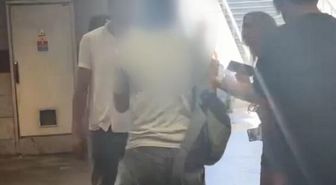 Şişli'de metrobüs istasyonunda gizlice kadın fotoğrafı çeken şüpheliye vatandaş müdahale etti