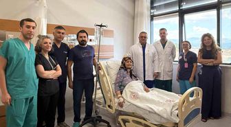 Yüksek riskli hastaya bölgesel anastezi ile operasyon