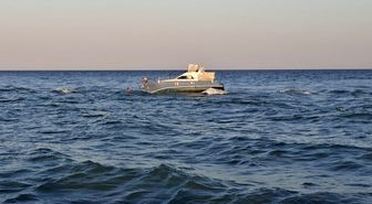 Antalya'da Karaya Oturan Gezi Teknesindeki 3 Kişi Kurtarıldı