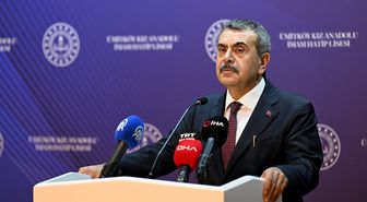 Bakan Tekin, Ümitköy Kız Anadolu İmam Hatip Lisesi mezuniyet törenine katıldı Açıklaması