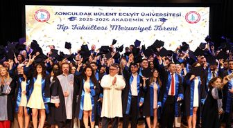 BEUN Tıp Fakültesi Mezuniyet Töreni Duygu Dolu Anlara Sahne Oldu