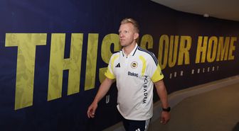 Dirk Kuyt, Fenerbahçe'ye yardımcı antrenör olarak geri döndü